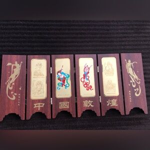 Decorative Chinese Wooden Art Panels with Gold Accents